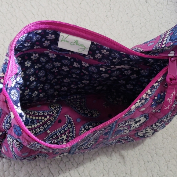 Beautiful Vera Bradley handbag - Picture 5 of 11